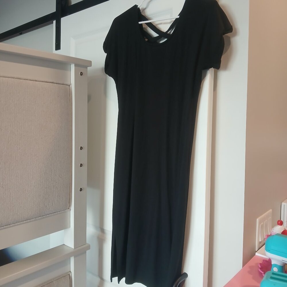 GREAT WOMEN'S ATHLETA BLACK SMALL KNEE LENGTH MIDI CRISS CROSS BACK DRESS